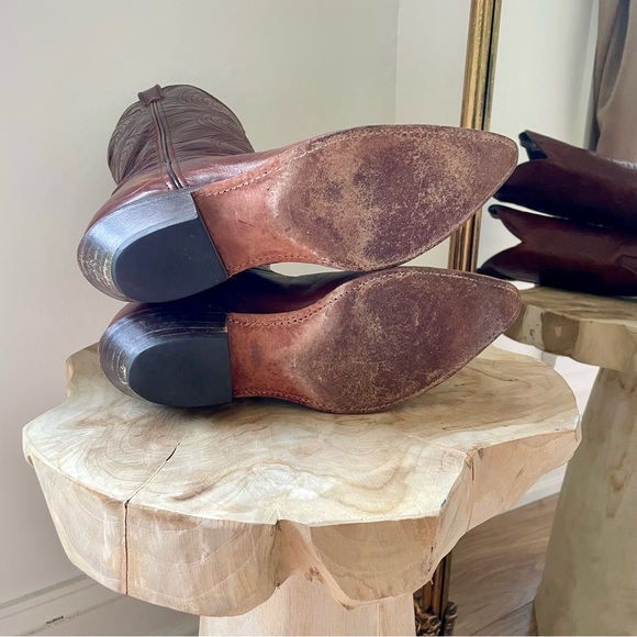 Vintage Leather Embroidered Western Cowboy Boots in Mahogany Brown - 10 - Picture 7 of 7